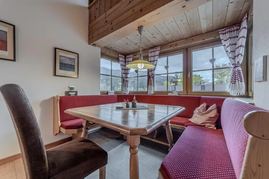 Wunderschöne Penthousewohnung mit imposantem Kaiserblick in Toplage