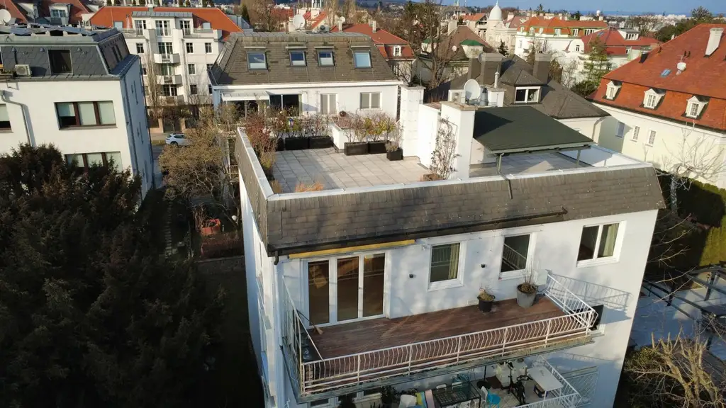 Traumhafte Dachgeschosswohnung mit Wienblick | 4-Zimmer mit Balkon und weitläufiger Terrasse