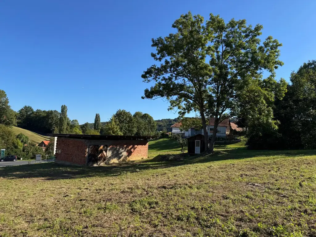 Baugrund in der Weinbauregion St. Anna - kann geteilt werden