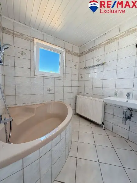 Charmantes Einfamilienhaus in Felixdorf – Ihr neues Zuhause für nur 349.000 €!