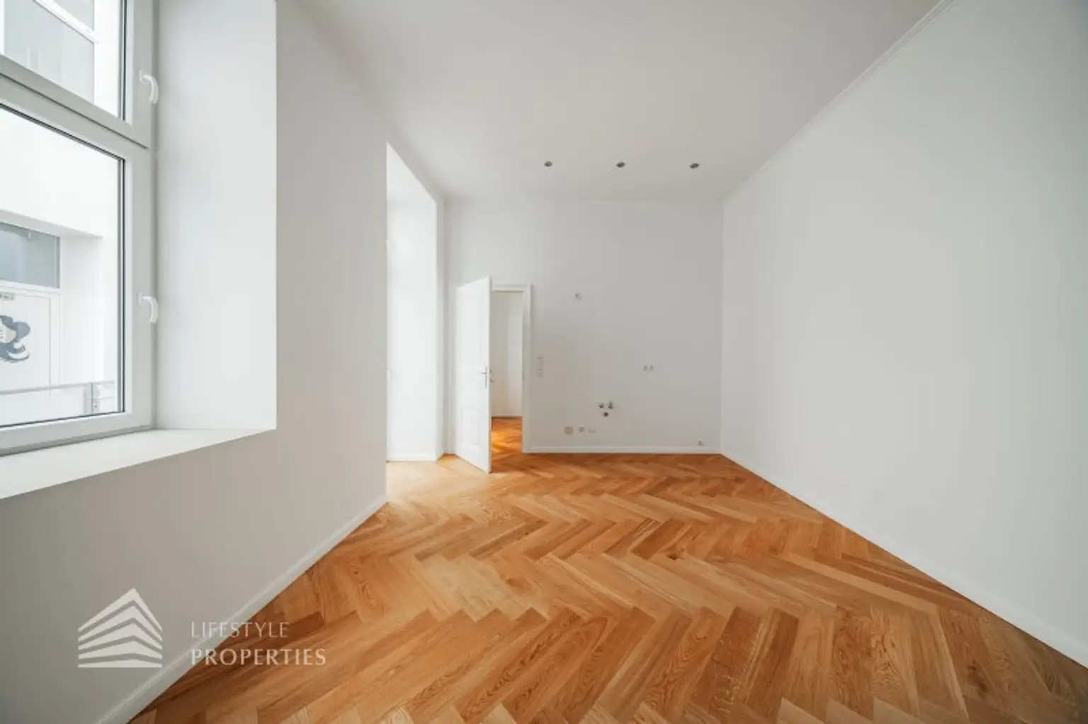 Erstbezug! Schöne 2-Zimmer Wohnung mit Terrasse, Nähe Burggasse