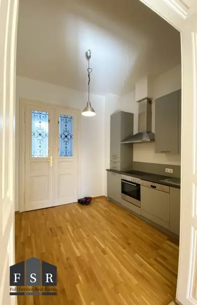 Wunderbare Altbau Wohnung in schöner Lage des 5. Bezirks + Allgemeingarten