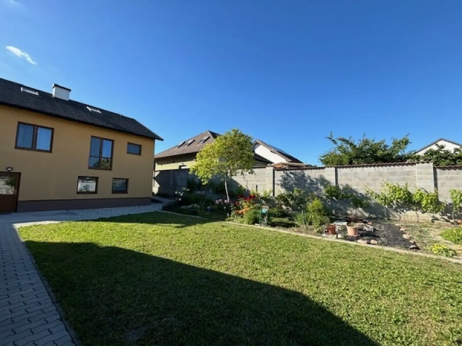 Gols - Top gepflegtes Einfamilienhaus in Ruhelage