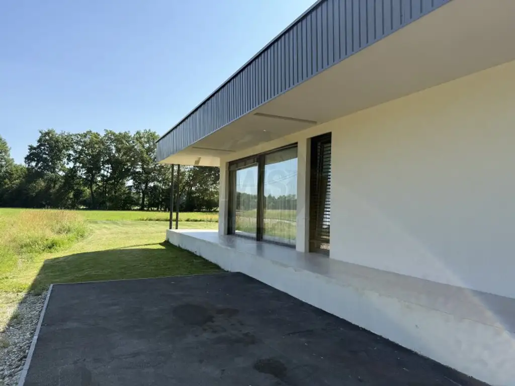 Traumhafter Erstbezug: Moderner Bungalow mit ca 200m² in Breitwiesen für 699.000 €!