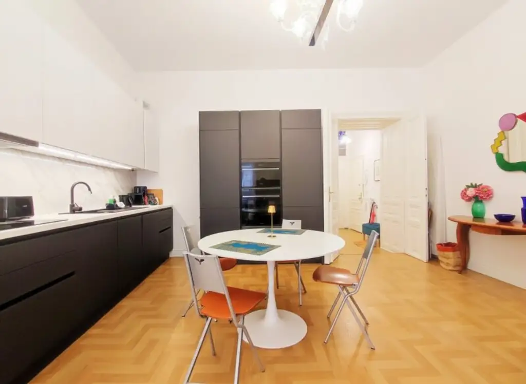 STILVOLLE CITY-WOHNUNG - Nähe Café Sperl und Naschmarkt