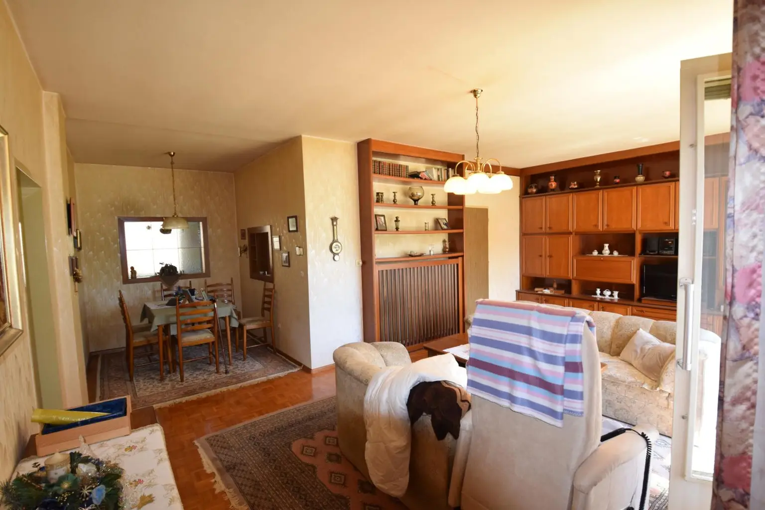 Wohnzimmer Essnische