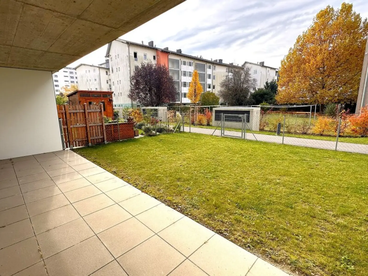 WUNDERSCHÖNER ERSTBEZUG MIT GARTEN UND SONNENTERRASSE