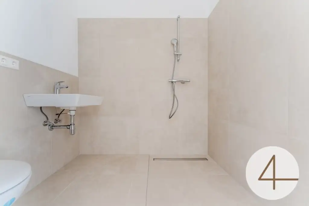 Moderne Neubau-Etagenwohnung mit Dachterrasse – befristet vermietet bis 31.01.2030