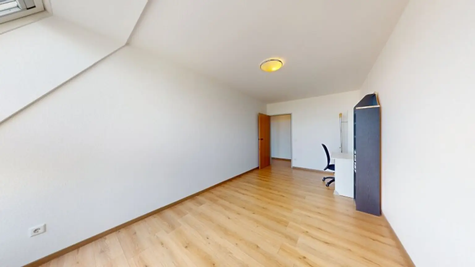 Terrasse mit Fernblick | zentral begehbar | Garage | Top-Anbindung