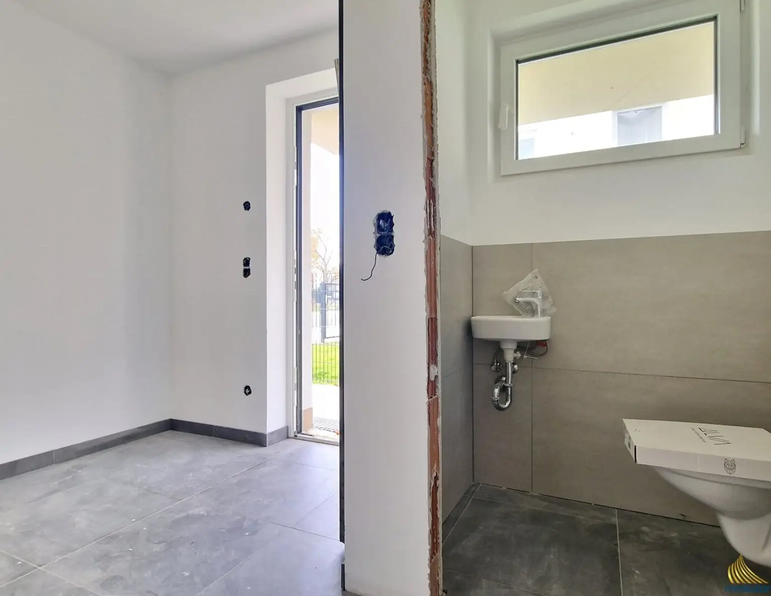 Exklusive Neubau-Reihenhäuser - Modern, energieeffizient, Keller & sofort verfügbar