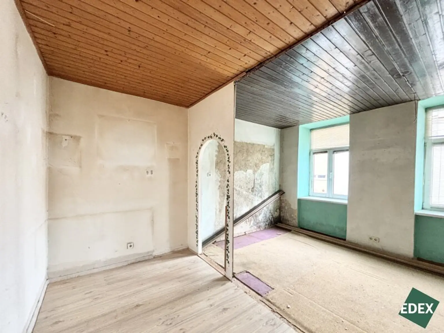 Sanierungsbedürftige 2,5-Zimmer-Altbauwohnung in guter Lage in Meidling