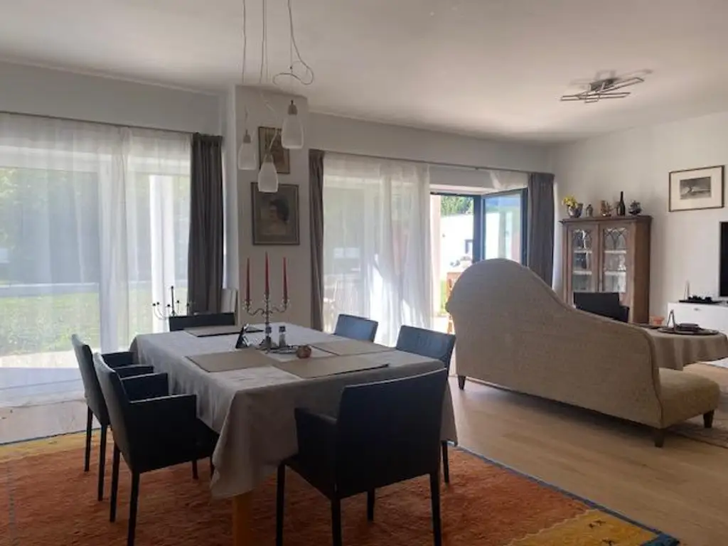 Bezugsfertig, barrierefrei, bestens gelegen neben Ärztezentrum!