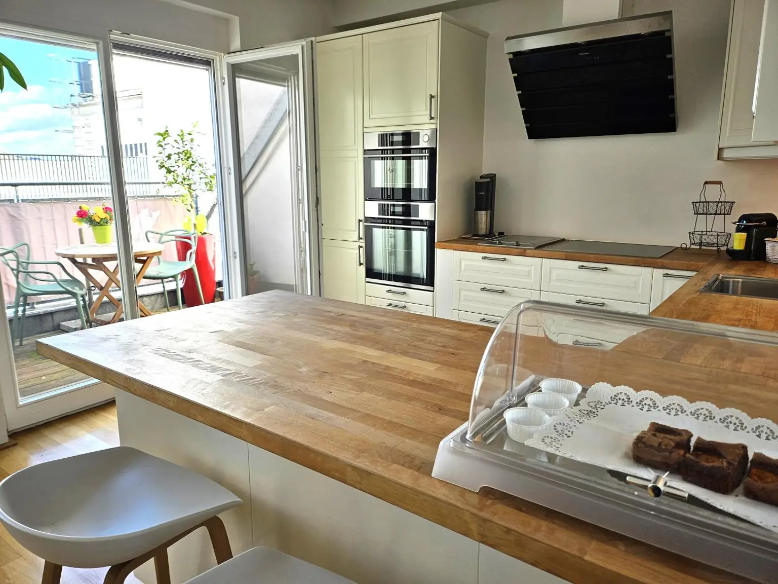 FERNBLICK ! DACHTERRASSEN ! RUHELAGE ! TERRASSENWOHNUNG ! Dachterrassen Maisonette mit herrlichem Ausblick!