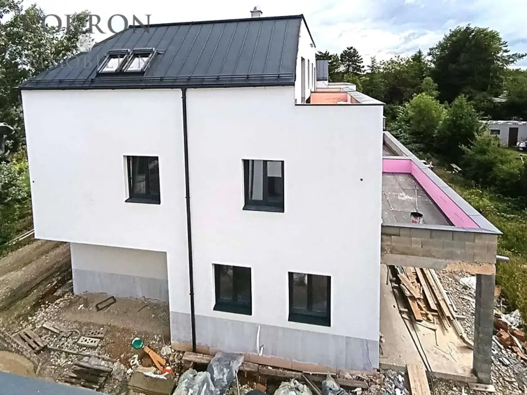 Nahe Baden: modernes Zuhause für die ganze Familie mit viel Platz