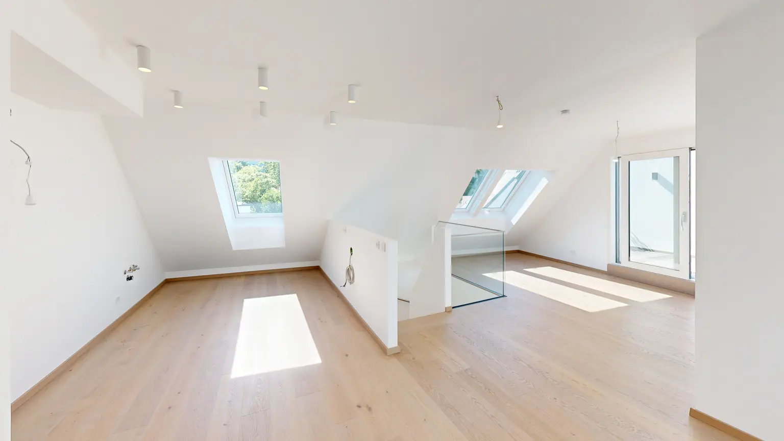 ZUR SCHÖNEN AGNES – Erstbezug: 4-Zimmer-Dachgeschoss-Maisonette mit Balkon & Terrasse im grünen Sievering – PROVISIONSFREI