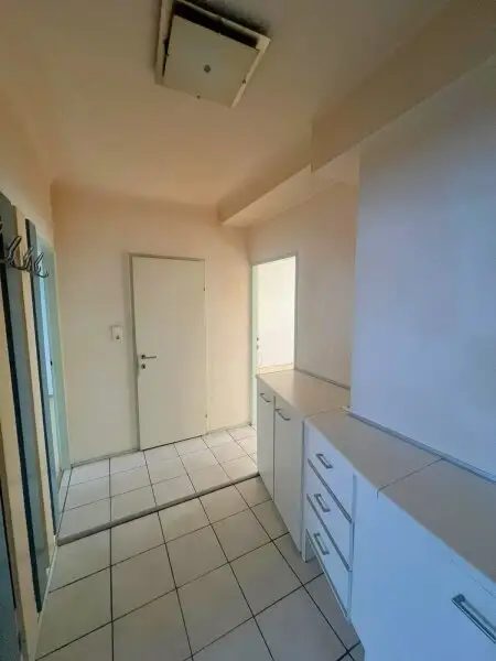 Lichtdurchflutete 2-Zimmer-Wohnung mit Charme & Potenzial in thermisch saniertem 1965-Neubau