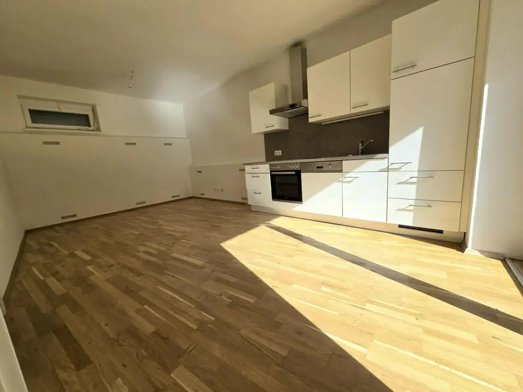 Entzückende Singlewohnung mit Garten - ab sofort!