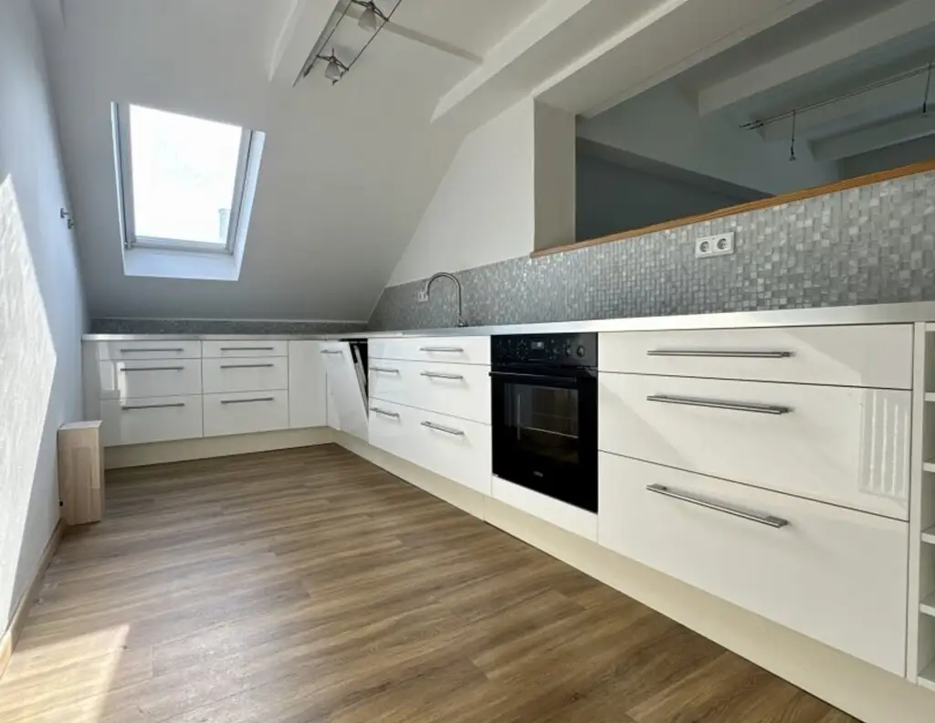 Dachgeschosswohnung in Klagenfurt Top-Lage - ideal für Anleger