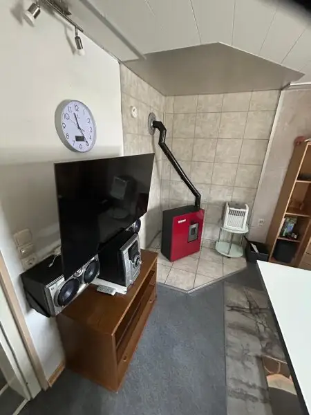 2776 m² Grund + Charmantes Einfamilienhaus im Sonnigen  Himmelberg mit Garten, + Garage & Werkstatt für 199.000 €