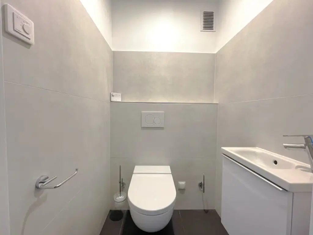 Dachgeschosswohnung -  Erstbezug nach Generalsanierung