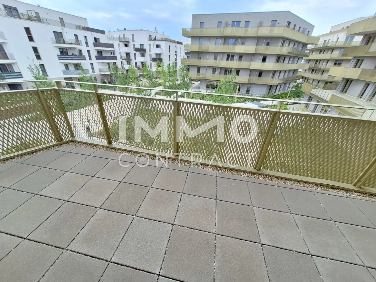 Erstbezug; 3 Zimmer mit großzügigem Balkon