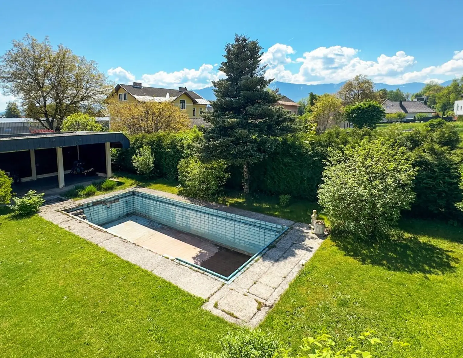 Großzügige Stadtvilla mit Pool & Sauna - nahe Naturpark Dobratsch und Altstadt Villach
