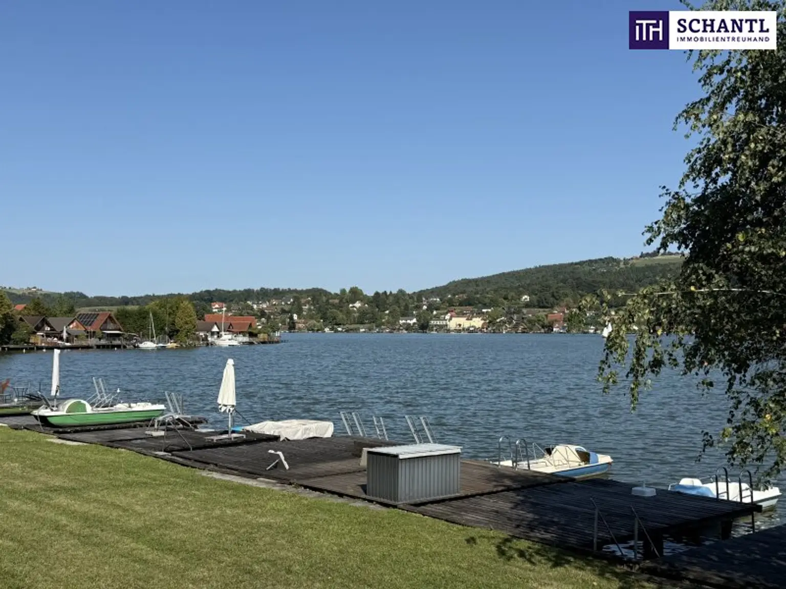 Gepflegte Seewohnung in Ruhelage – Direkter Blick auf den Walschacher See!