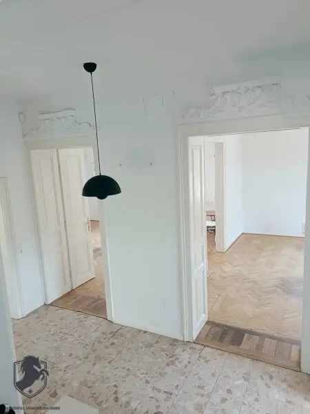 Zum Verkauf gelangt eine außergewöhnliche Villa in absoluter Bestlage von Hietzing