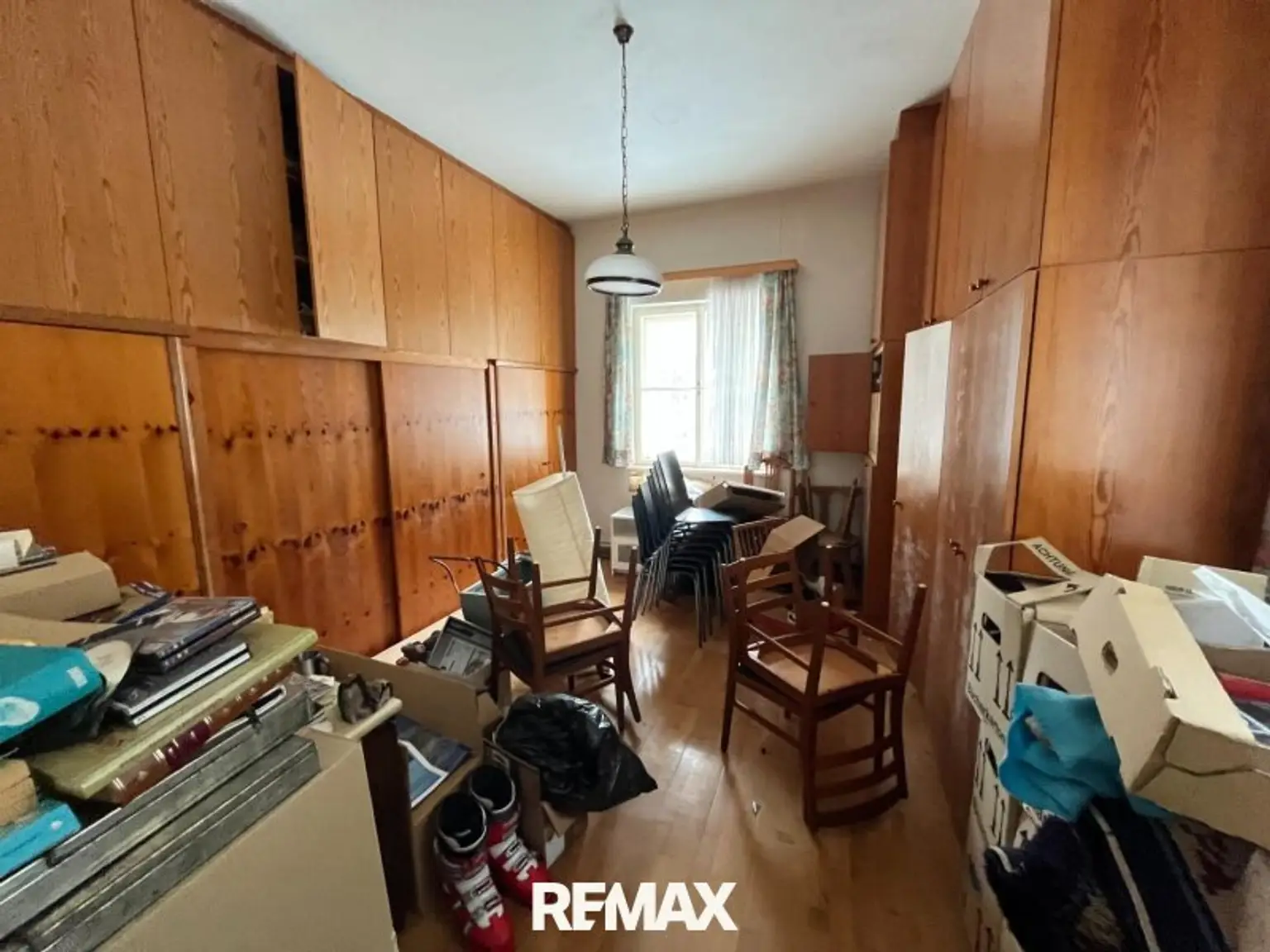 Erdgeschoss Zimmer