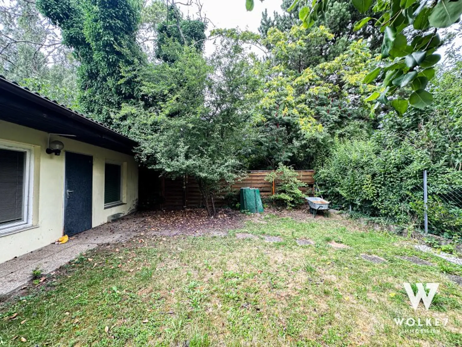 Charmantes Stadthaus zentral in Gänserndorf: Pool | Garten | Terrasse | Bahnhofsnähe | Ruhelage