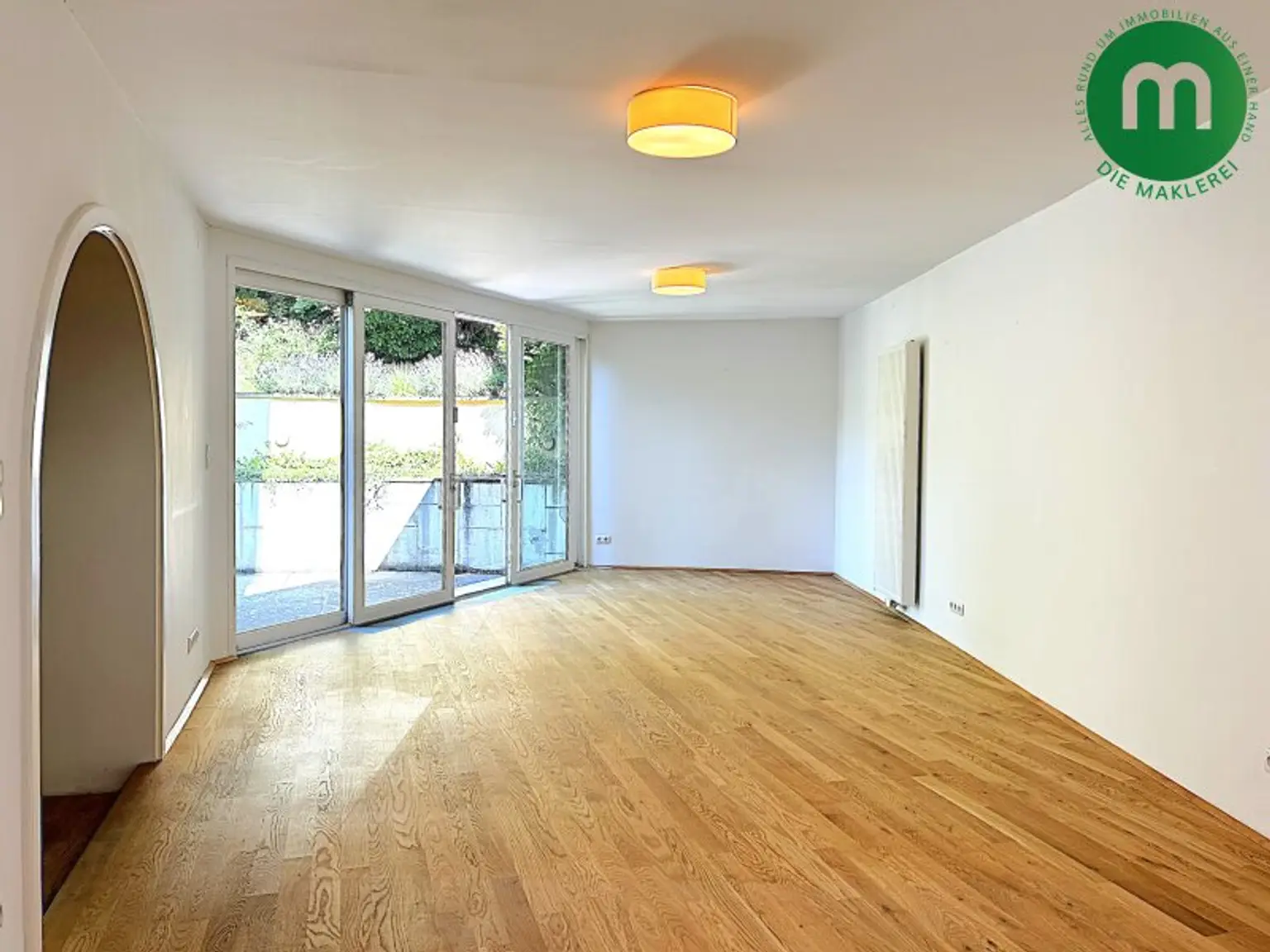 Wohnen am grünen Stadtrand - 160 m² Gartenwohnung in absoluter Ruhelage