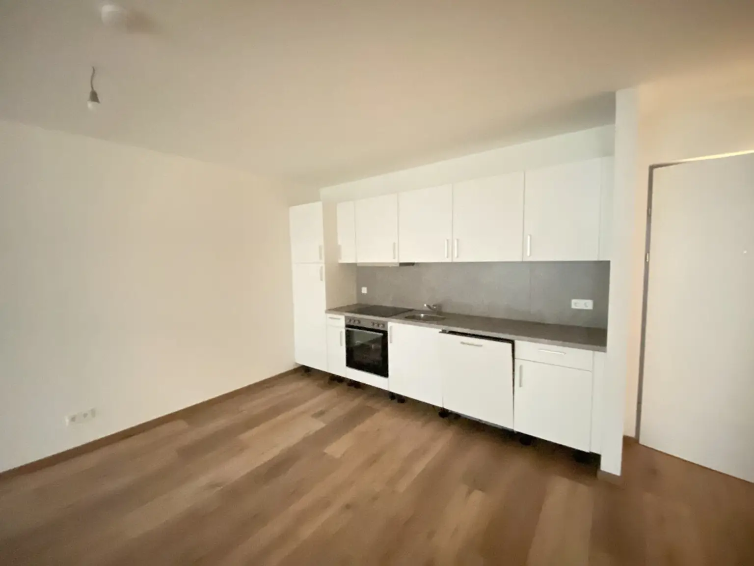 3 Zimmer Loggiawohnung +   - ERSTBEZUG = DAS LAURENZ = 2 bedroom apartment+loggia
