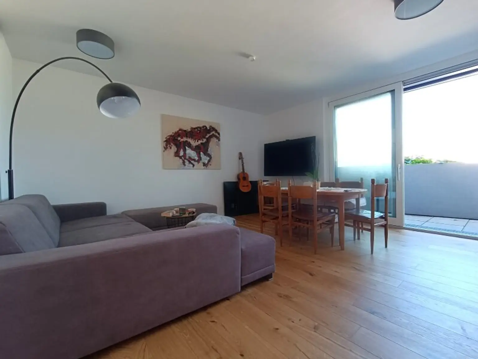 Moderne Dachgeschoss-Wohnung mit Freifläche! 2 Zimmer! Nähe U4 Pilgramgasse!