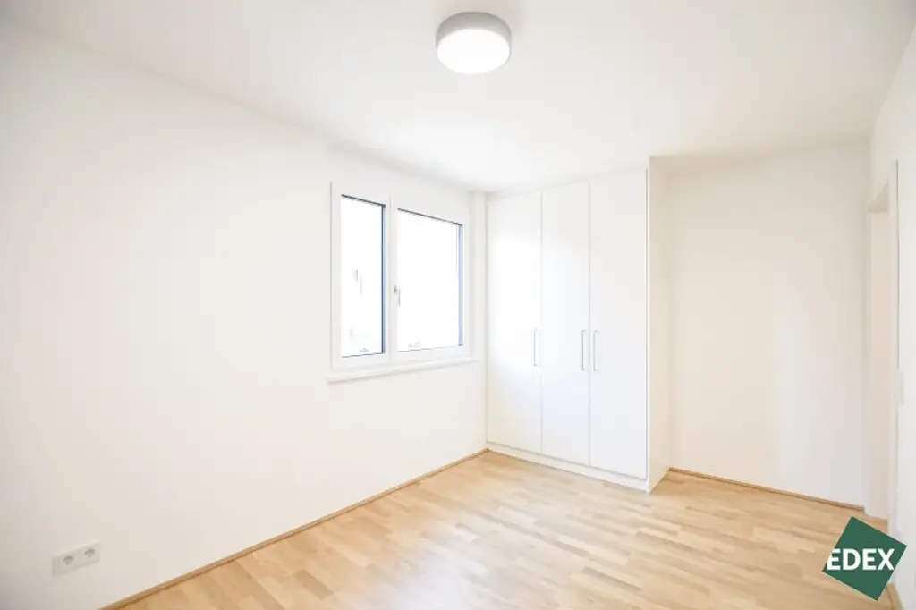 Erstbezug mit Blick über Wien: Traumhafte 3-Zimmer-Wohnung mit Terrasse und Garten