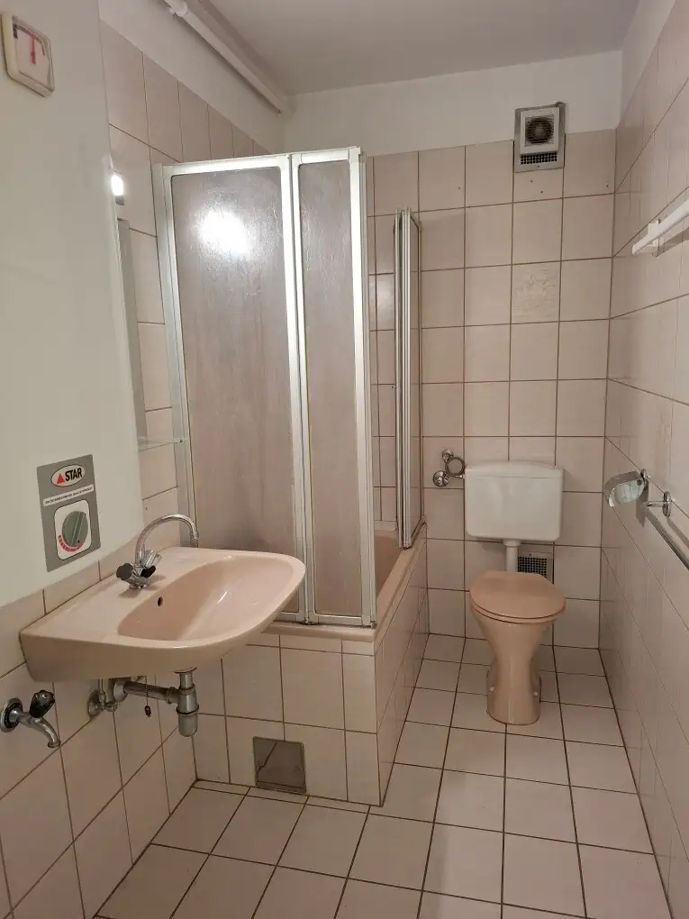 Helle 2-Zimmer-Wohnung mit Küchenblock in Langenwang im Mürztal zu mieten !