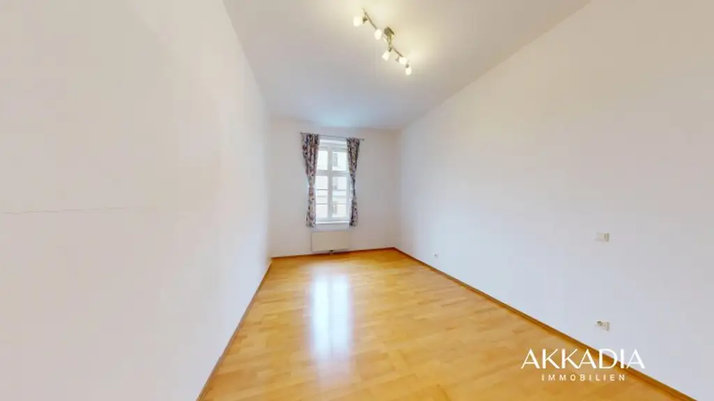 Maisonette-Wohnung mit Terrasse & Garten in zentraler Lage von Korneuburg – Wohnen im generalsanierten Backsteinbau