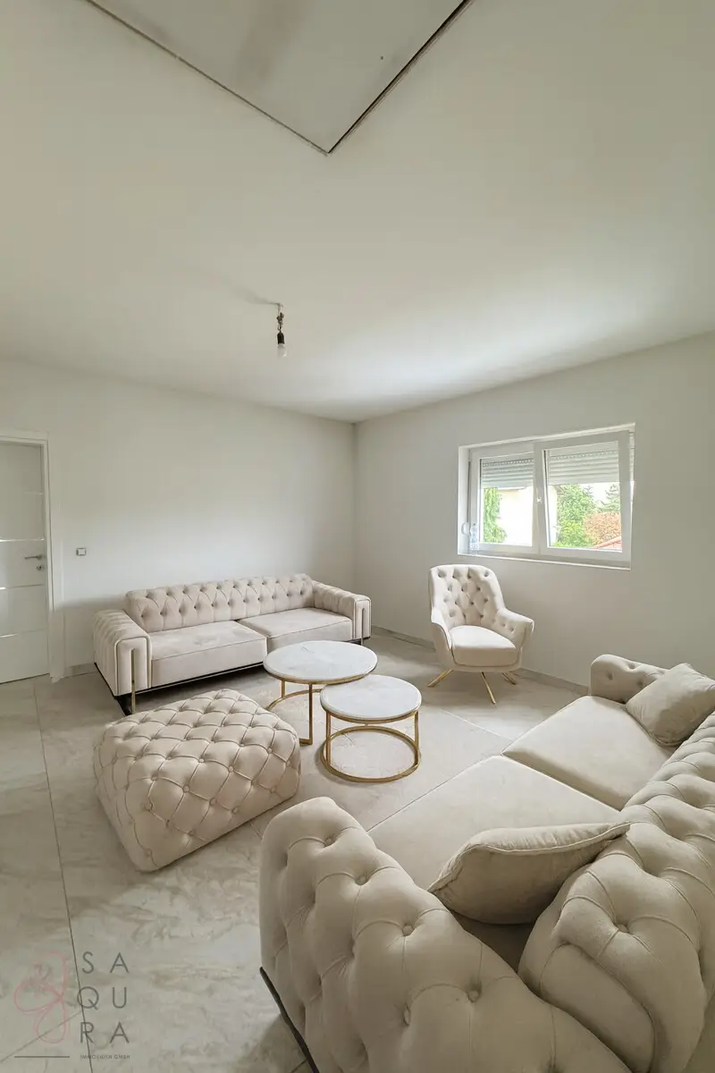 Modernes Familienhaus mit Potential in Wr. Neudorf