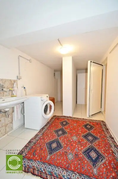 CHRISTOPH CHROMECEK IMMOBILIEN - PERCHTOLDSDORF - Erstklassiger Bungalow auf ruhigem Eckgrundstück!