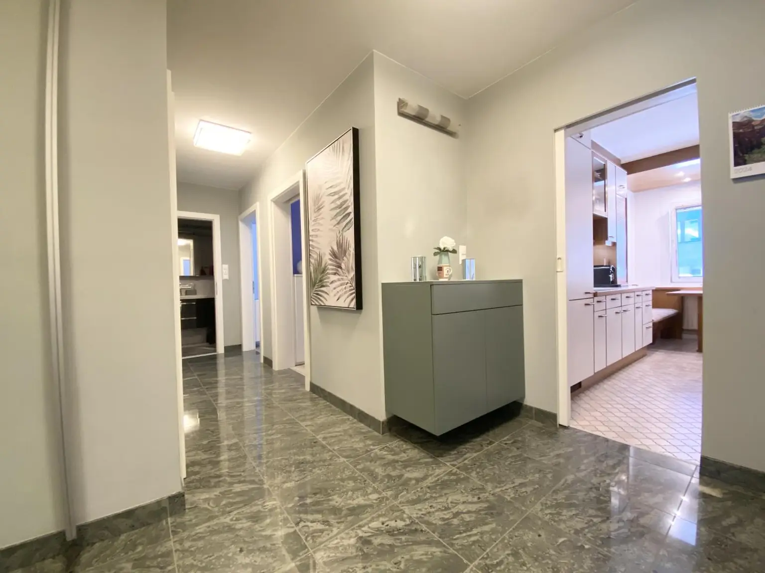 Zeitlos möblierte 3-Zimmer-Wohnung / U6 Dresdner Straße