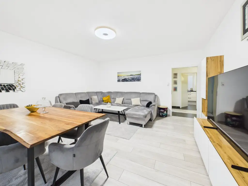 4-Zimmer Eigentumswohnung mit Balkon im Herzen von Wels – modernes Wohnen in Bestlage
