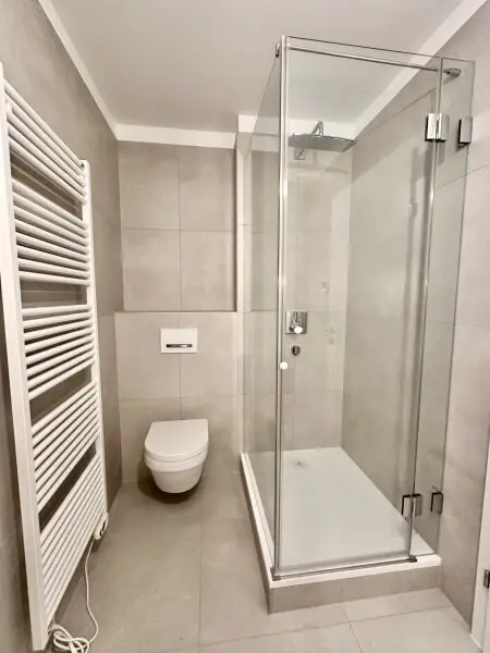 5 Zimmer auf 3 Ebenen! 2 Badezimmer! U1 und U2 gut erreichbar! Alte Donau! Provisionsfrei für den Käufer!