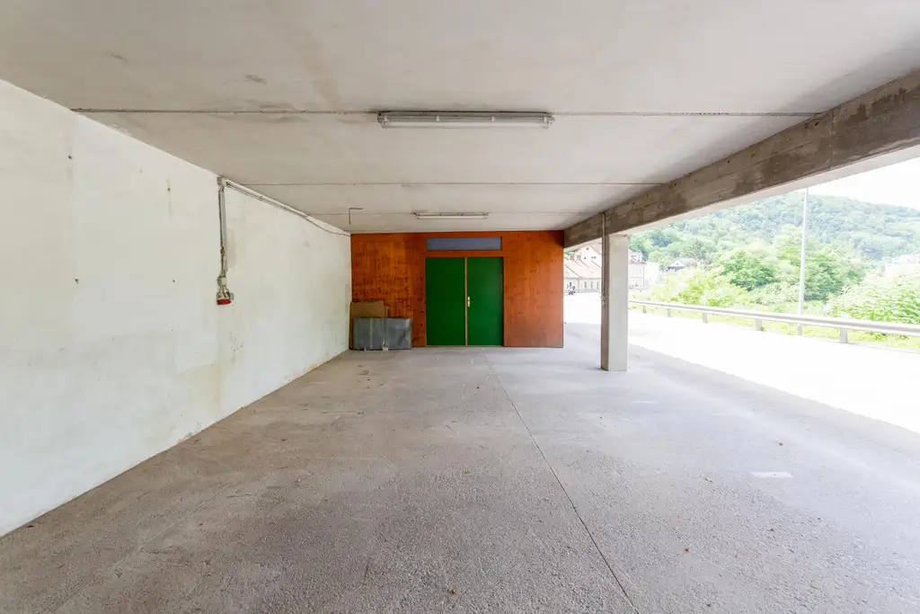 Großzügiges Wohnhaus mit Potential