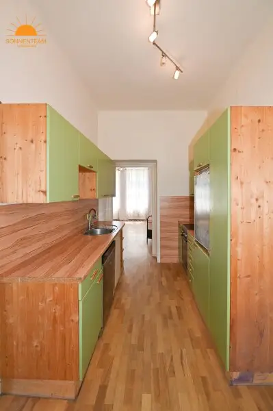 Charme & Potential – Altbauvilla mit großem Garten in Mödling