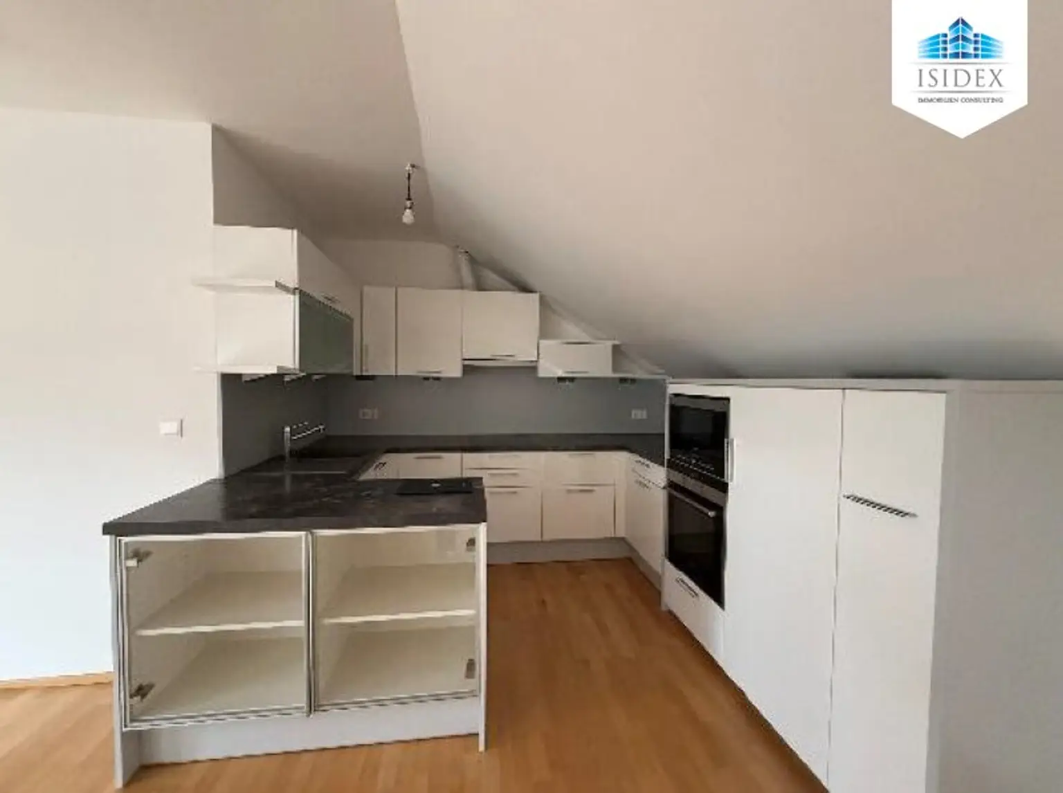 Dachgeschosswohnung im Herzen der Kurstadt Baden