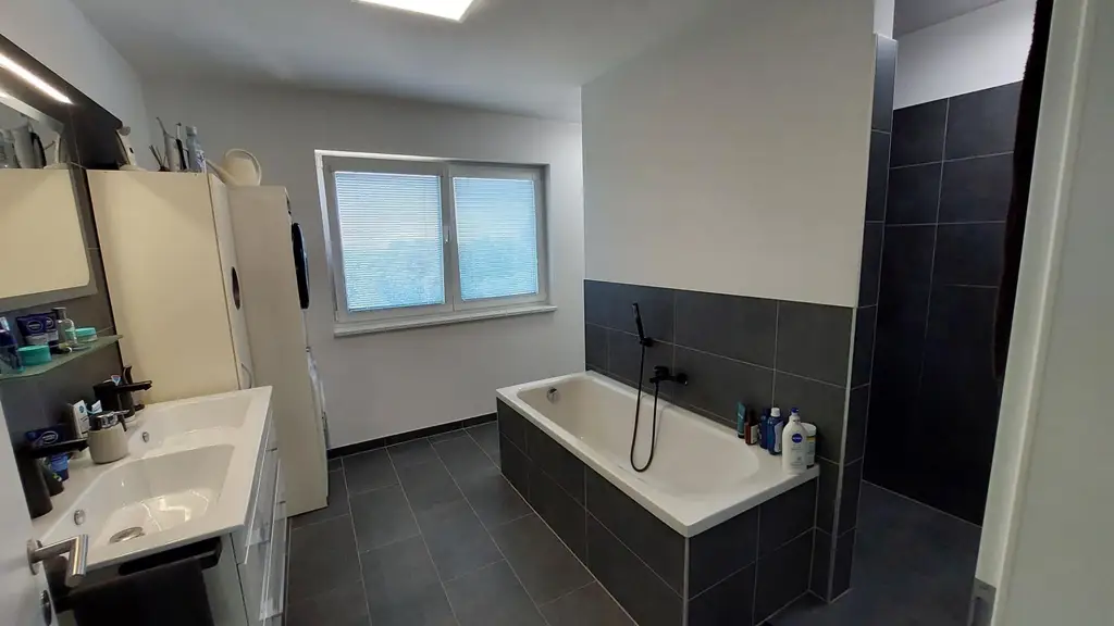 Neues Eigenheim mit traumhafter Aussicht und neuer Photovoltaikanlage!
