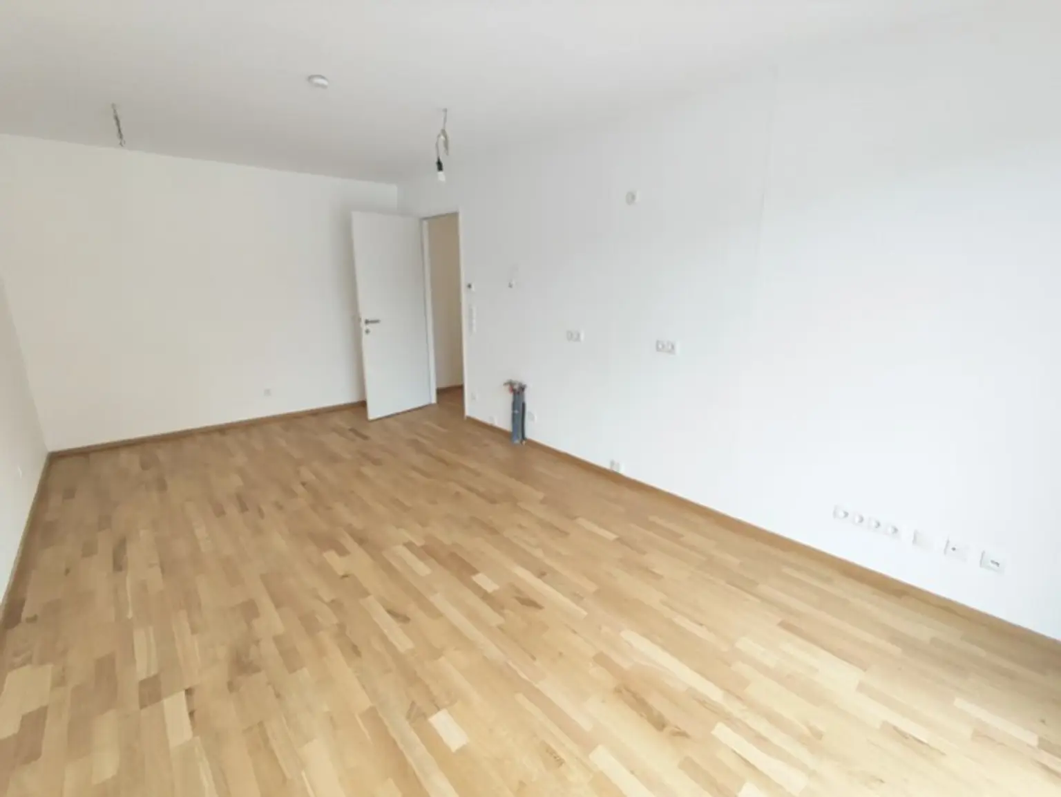 Modern wohnen in Meidling! Neubau 2-Zimmer-Erstbezug mit Balkon im 5. Liftstock - Top60