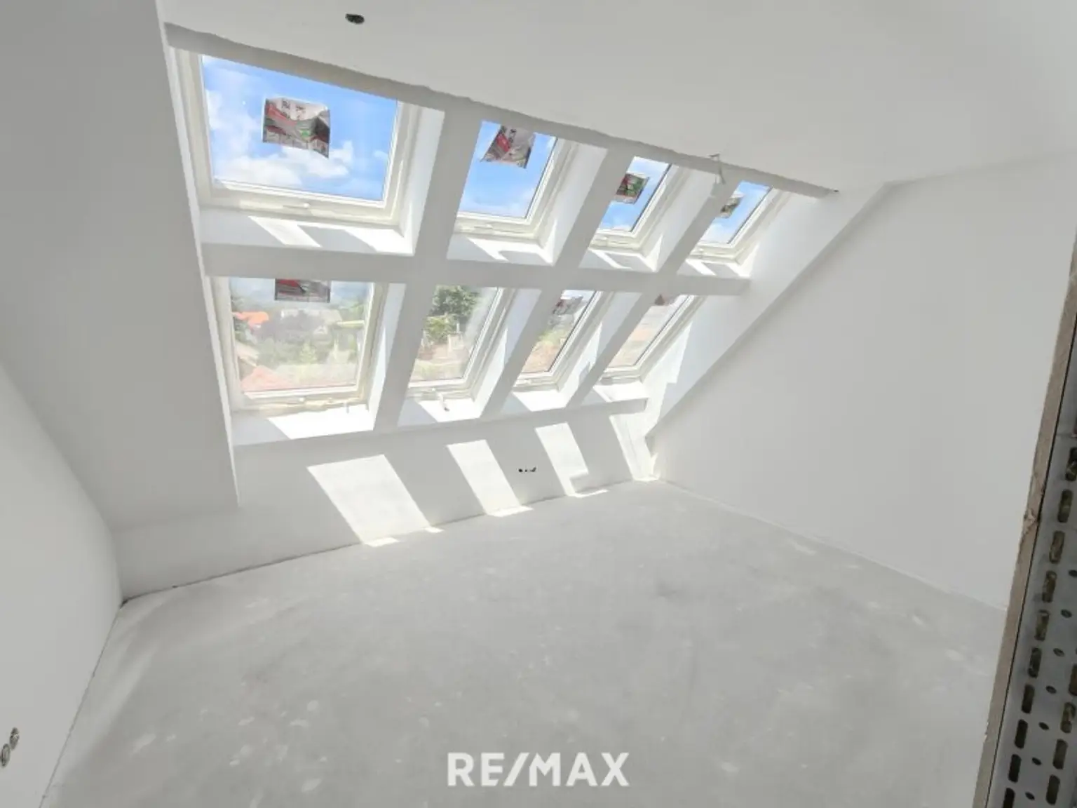 Open-Hause-Day / Samstag, 08.November 2025 von 10:00 bis 14:00 Uhr | 4-Zimmer-Wohnung mit Loggia|  2 Garagenplätze möglich