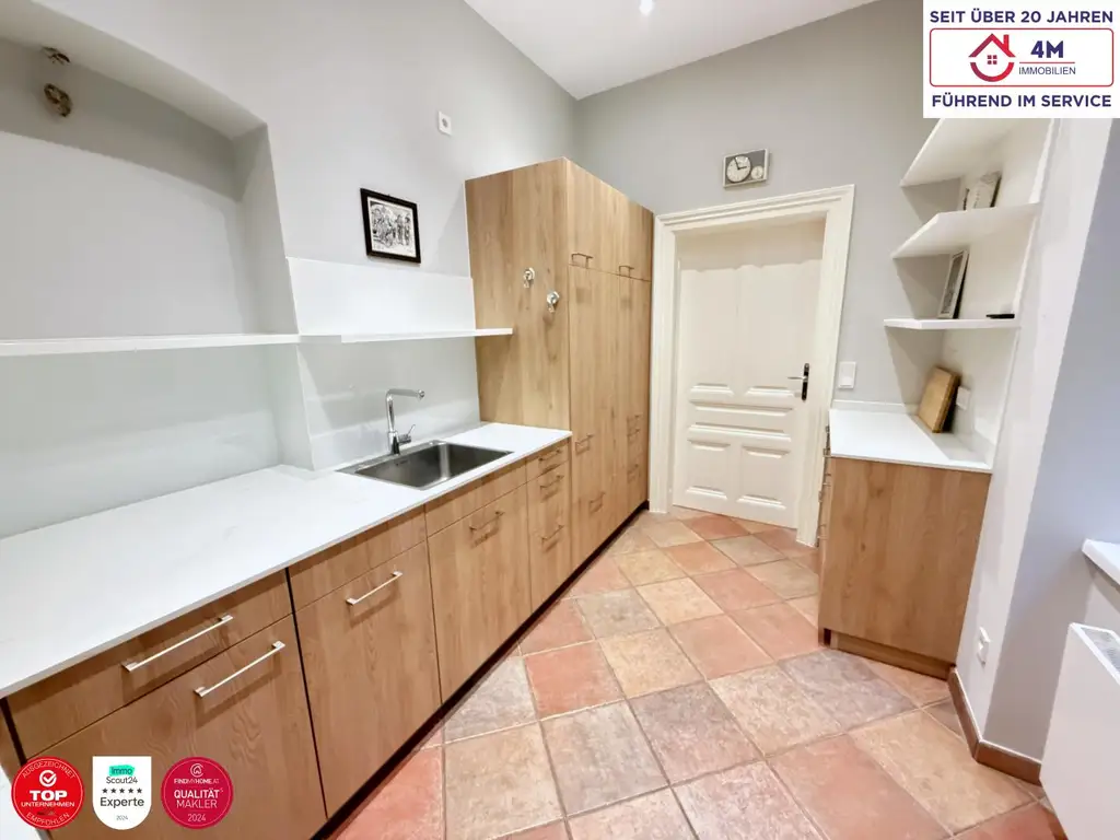 Stilvolle Altbauwohnung im 8. Bezirk