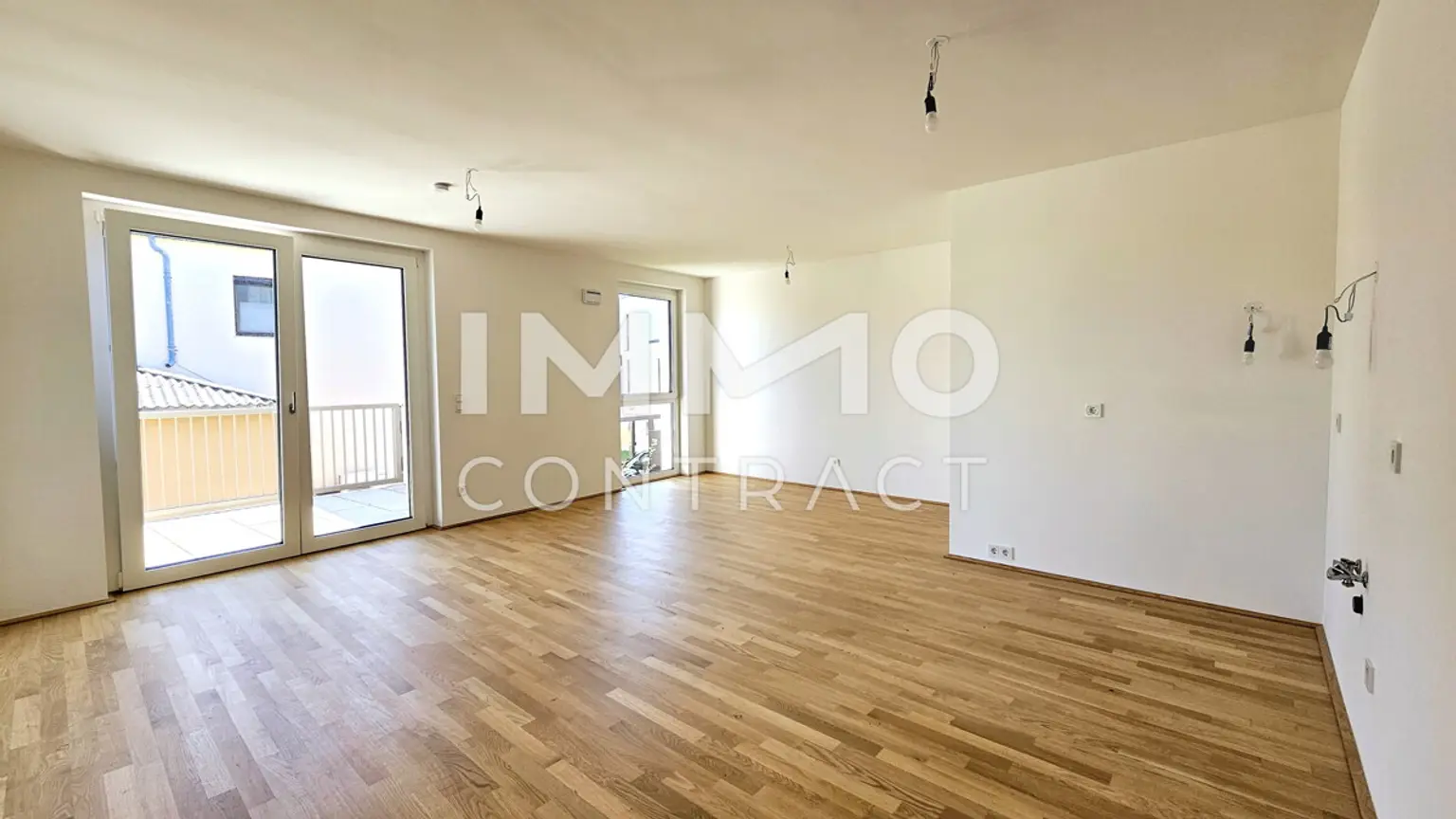 Lichtdurchflutete 3-Zimmer-Balkon-Wohnung in parkähnlicher Anlage im Erstbezug - provisionsfrei!