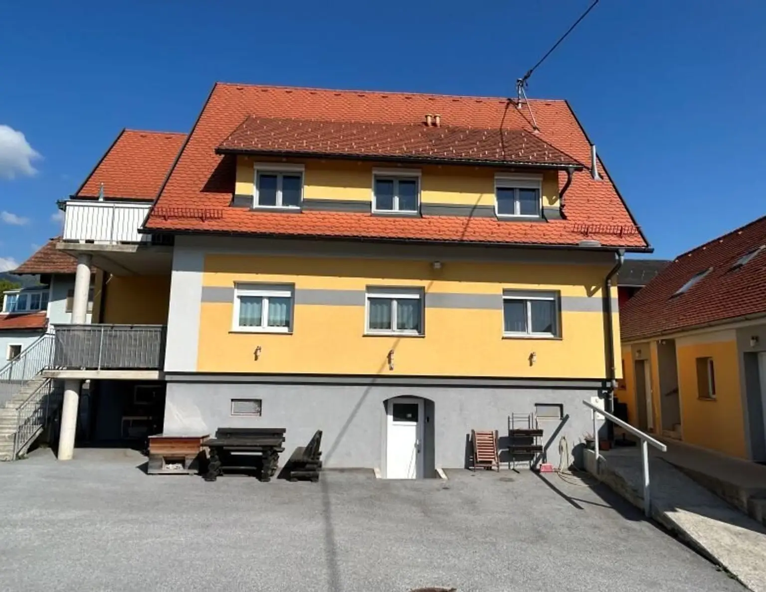 Kernsaniertes Zinshaus mit 6 Wohneinheiten in Anger bei Weiz - Oberfeistritz - KP € 550.000,-- netto